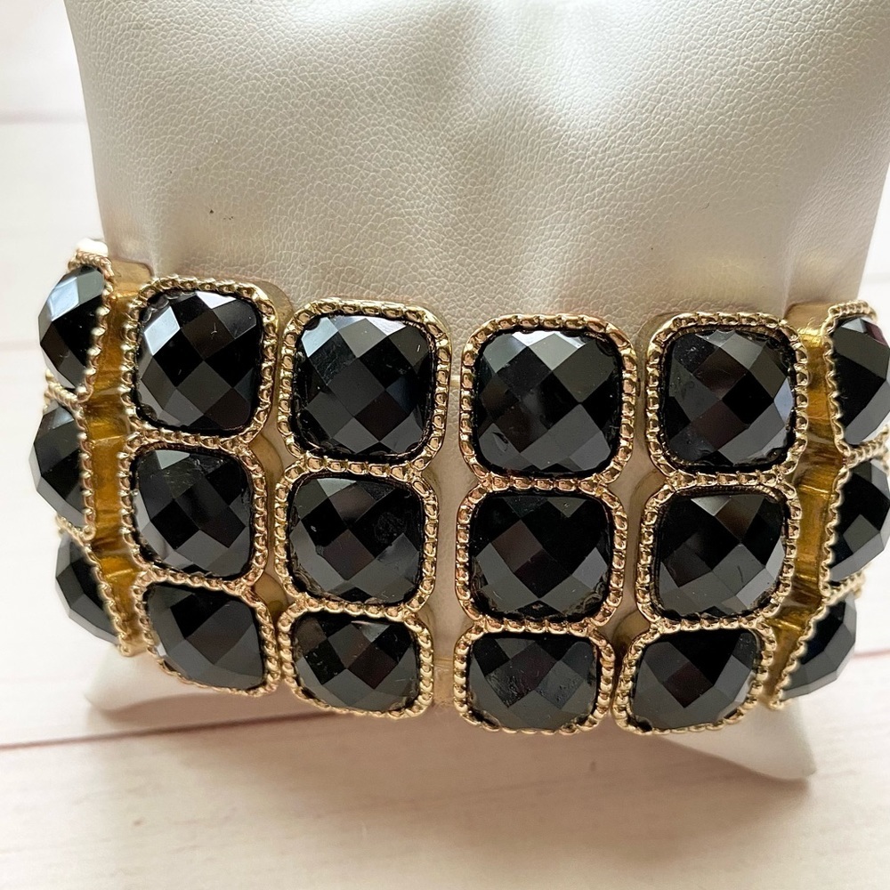 Black Beaded Stretch Bracelet